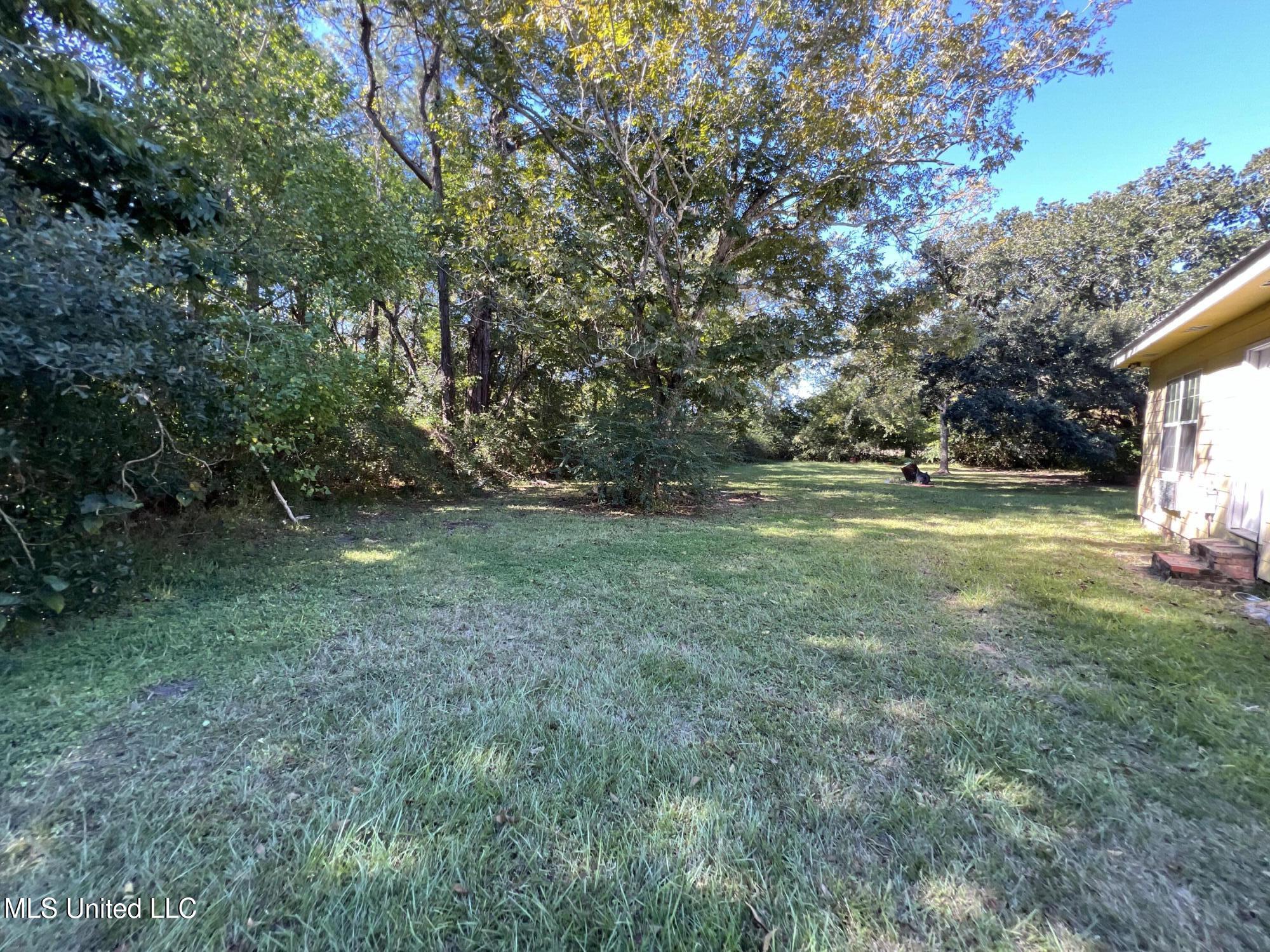 4812 Community Avenue Moss Point, MS 39563 - Photo 25 of 28 IMG_4476