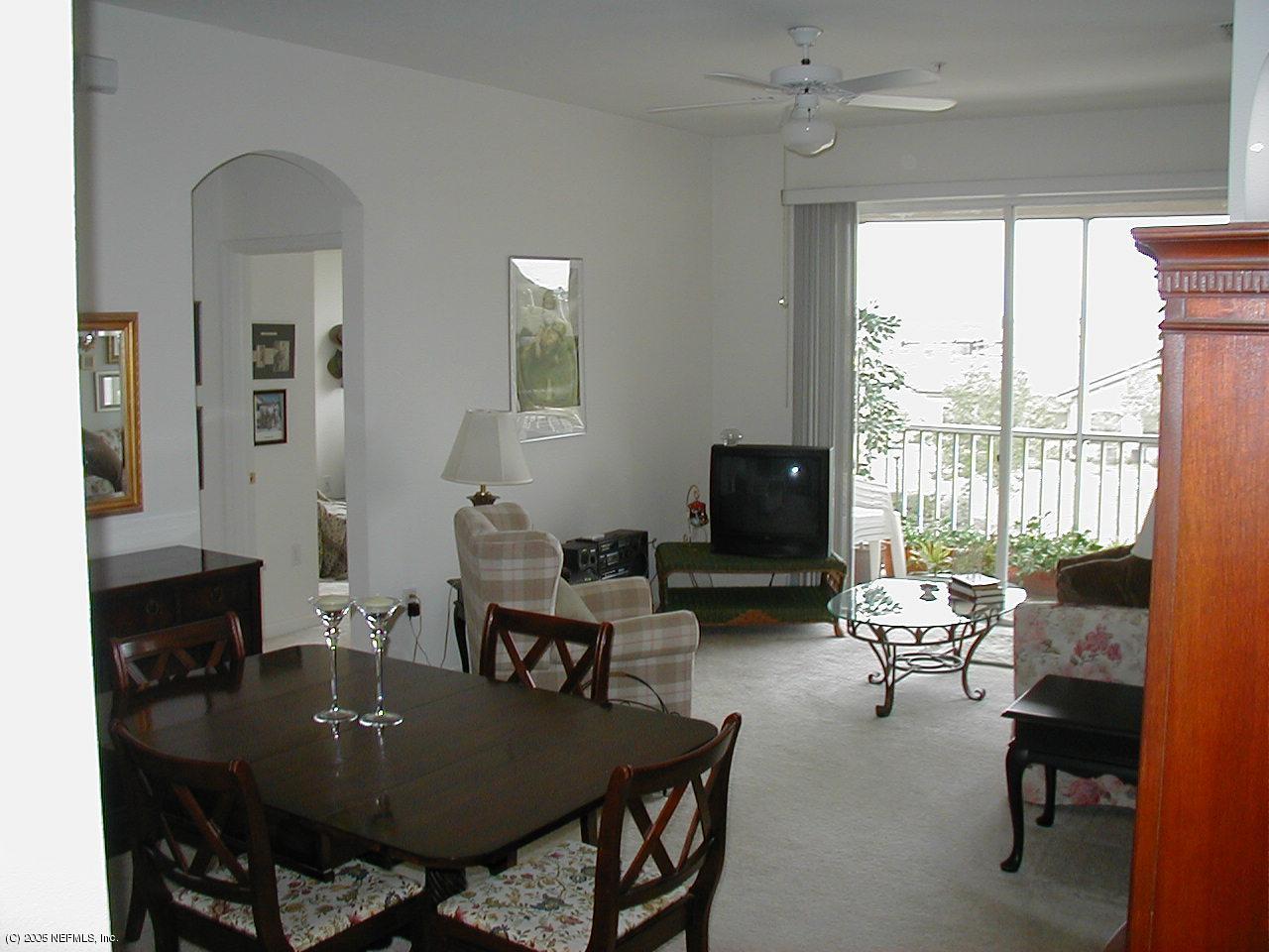 Entry Hall/Foyer