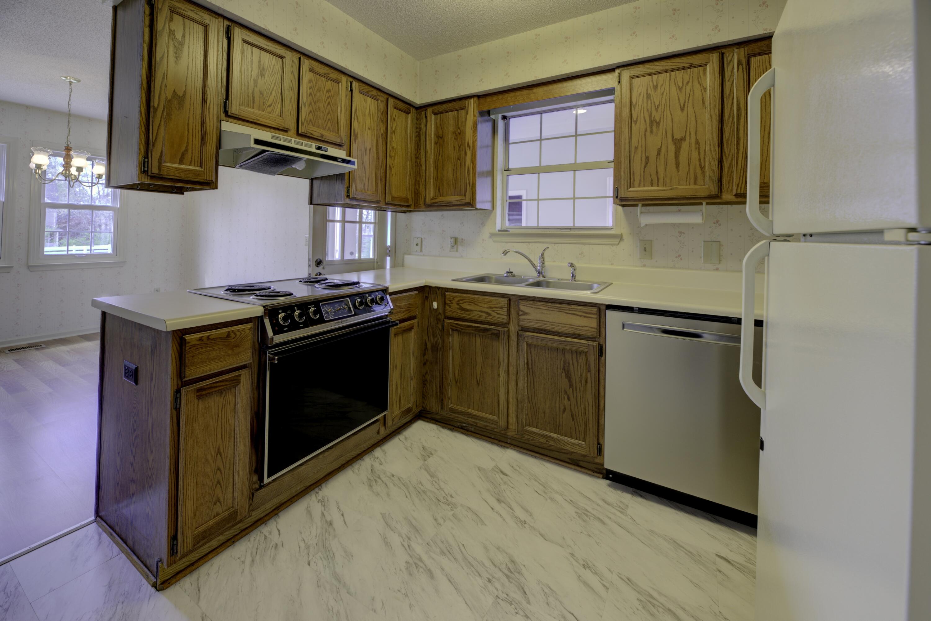 8405 Morin Road Chattanooga, TN 37421 - Photo 3 of 25 34 Kitchen_4_2T0A2429