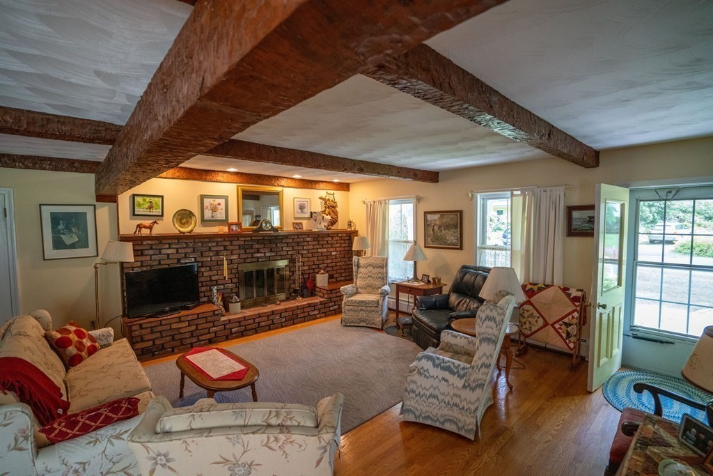 55 Baker Street Amherst, MA 01002 - Photo 19 of 29 Gallery Image 19