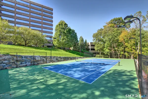 $6,500 | 100 Parrott Drive, Unit 1106, Shelton, CT 06484