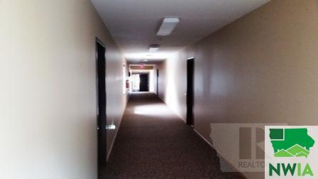 2225 Riviera Road, Unit 108 Sioux Center, IA 51250 - Photo 8 of 26 Gallery Image 8