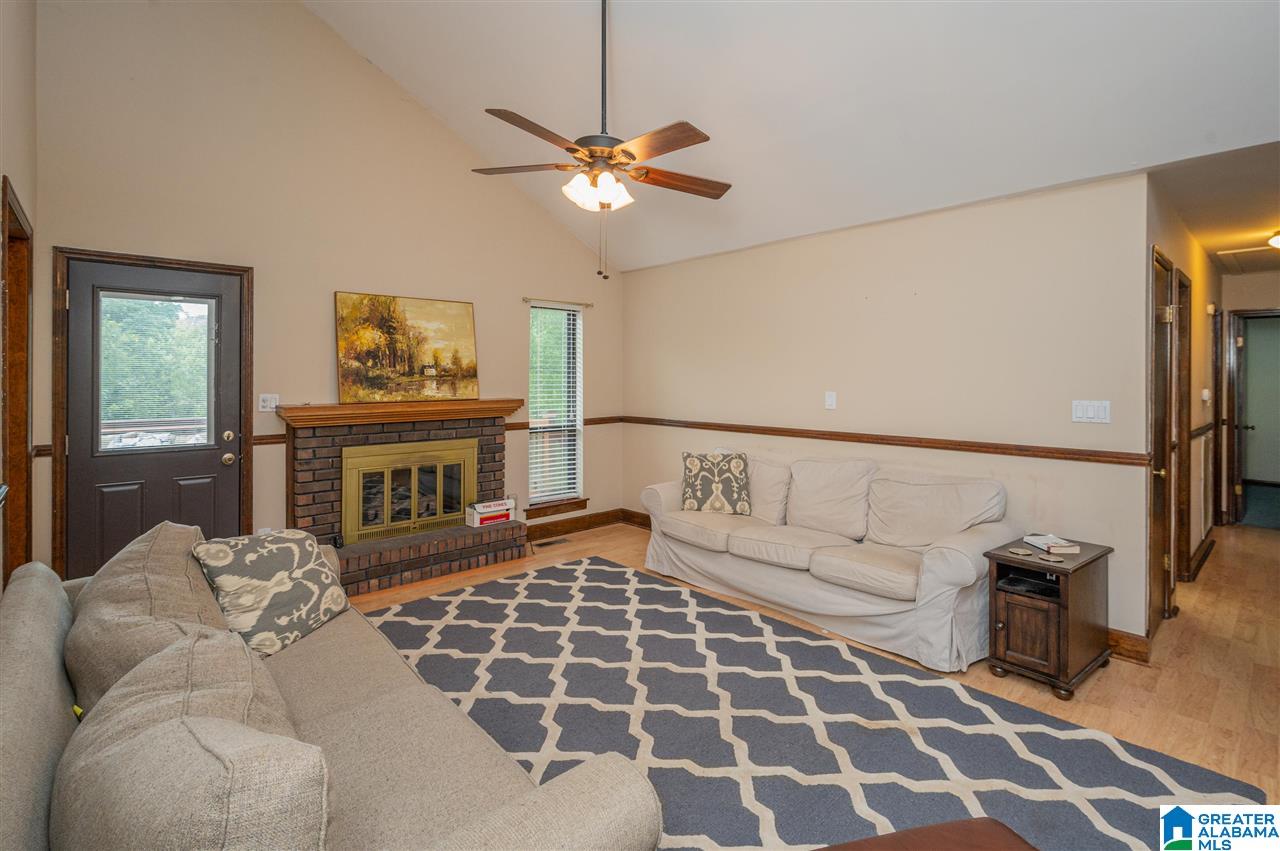 1310 Suncrest Road Bessemer, AL 35020 - Photo 10 of 43