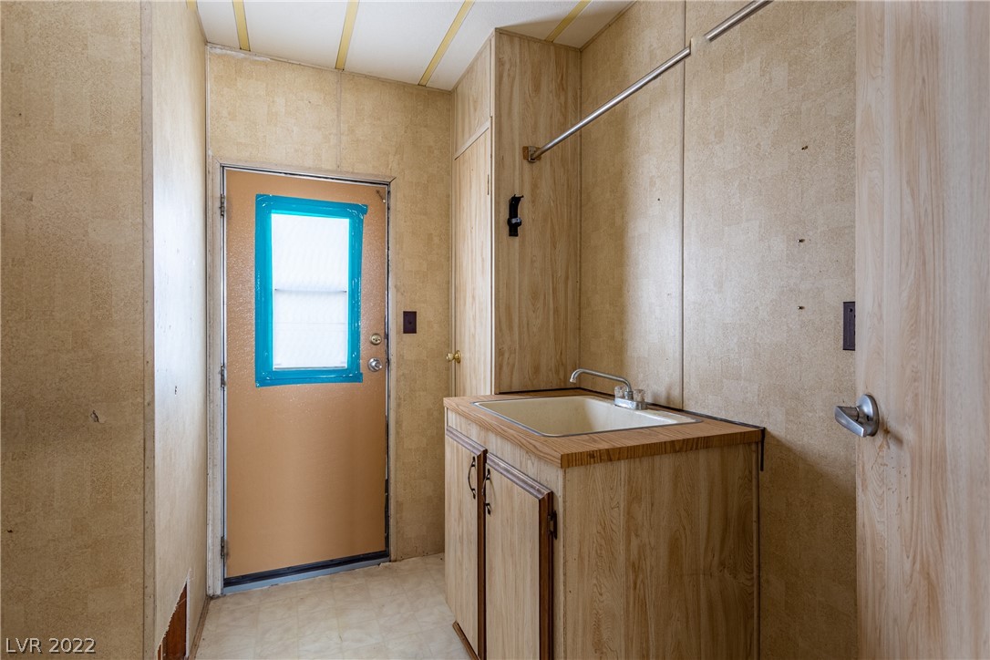 3891 Horn Road Pahrump, NV 89048 - Photo 9 of 12 Gallery Image 9
