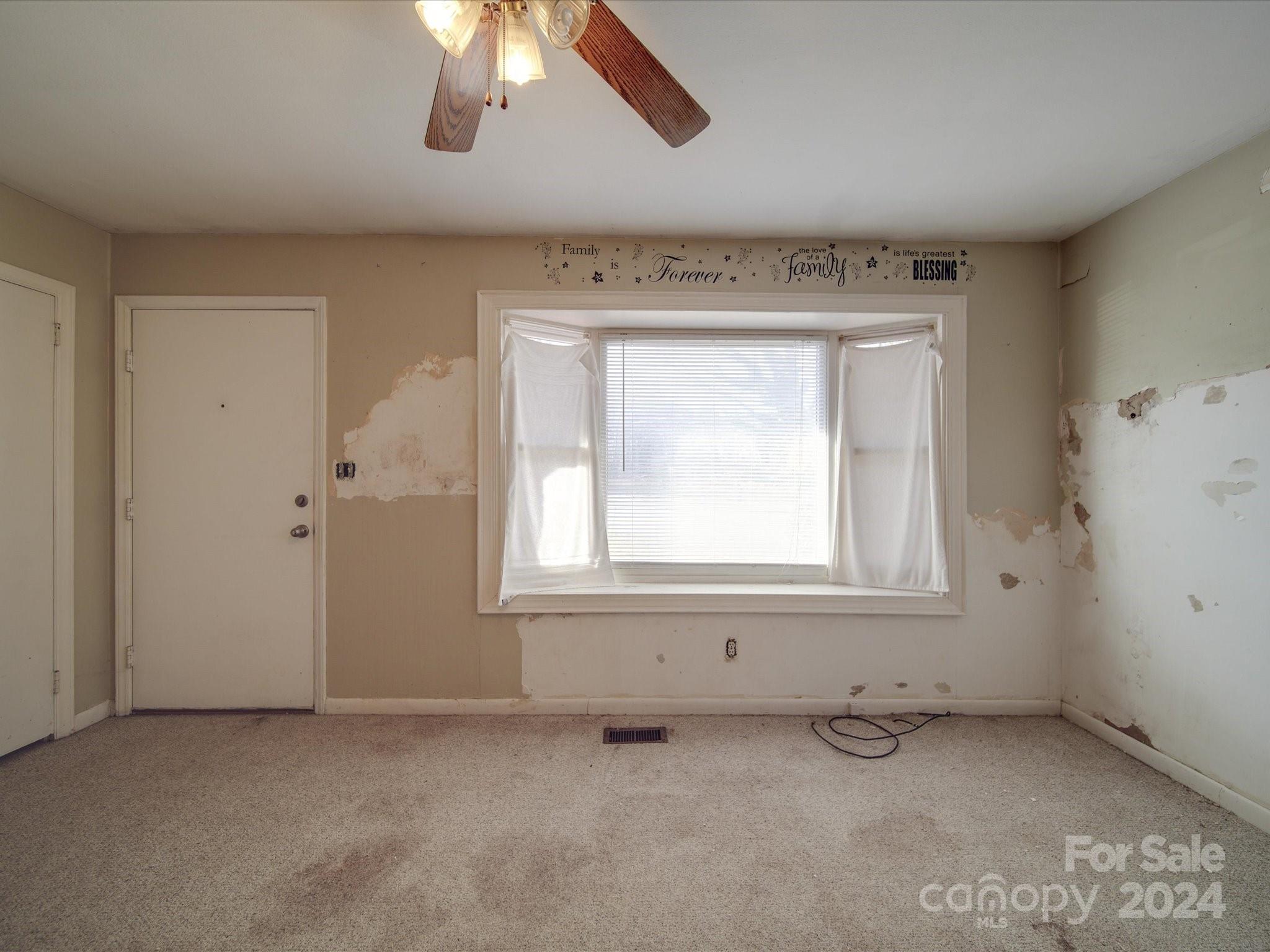 1910 Union Road Gastonia, NC 28054 - Photo 5 of 45 Gallery Image 5