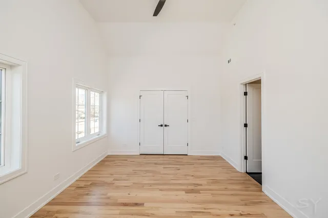 $815,900 | 9645 South 78th Court, Hickory Hills, IL 60457