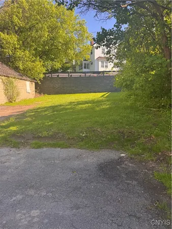 $297,000 | 1607 West Genesee Street, Syracuse, NY 13204