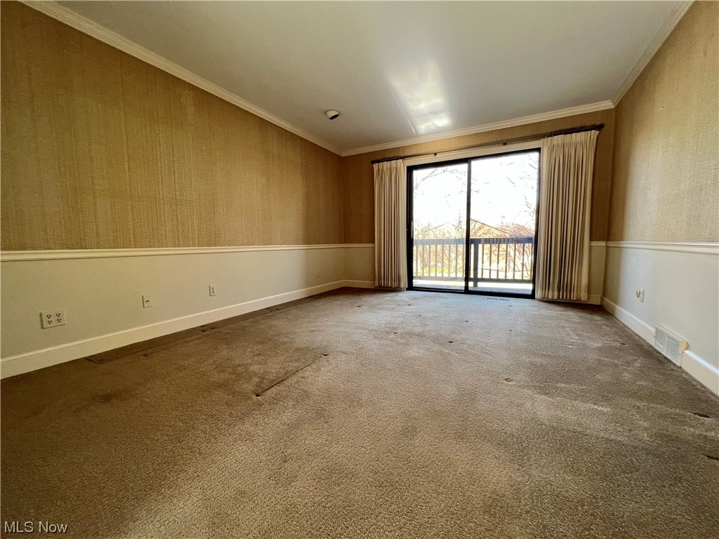 1175 East Calla Road, Unit C111 Youngstown, OH 44514 - Photo 12 of 33 First floor office w/ sliders to deck.