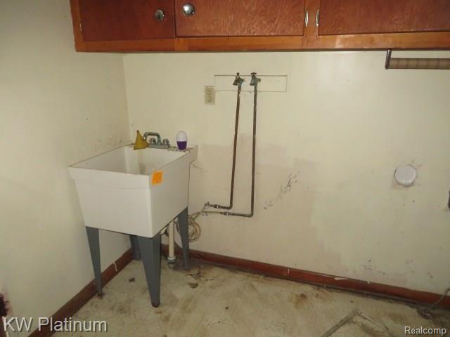 1479 South Range Road St. Clair, MI 48079 - Photo 22 of 40 IMG_3299.JPG