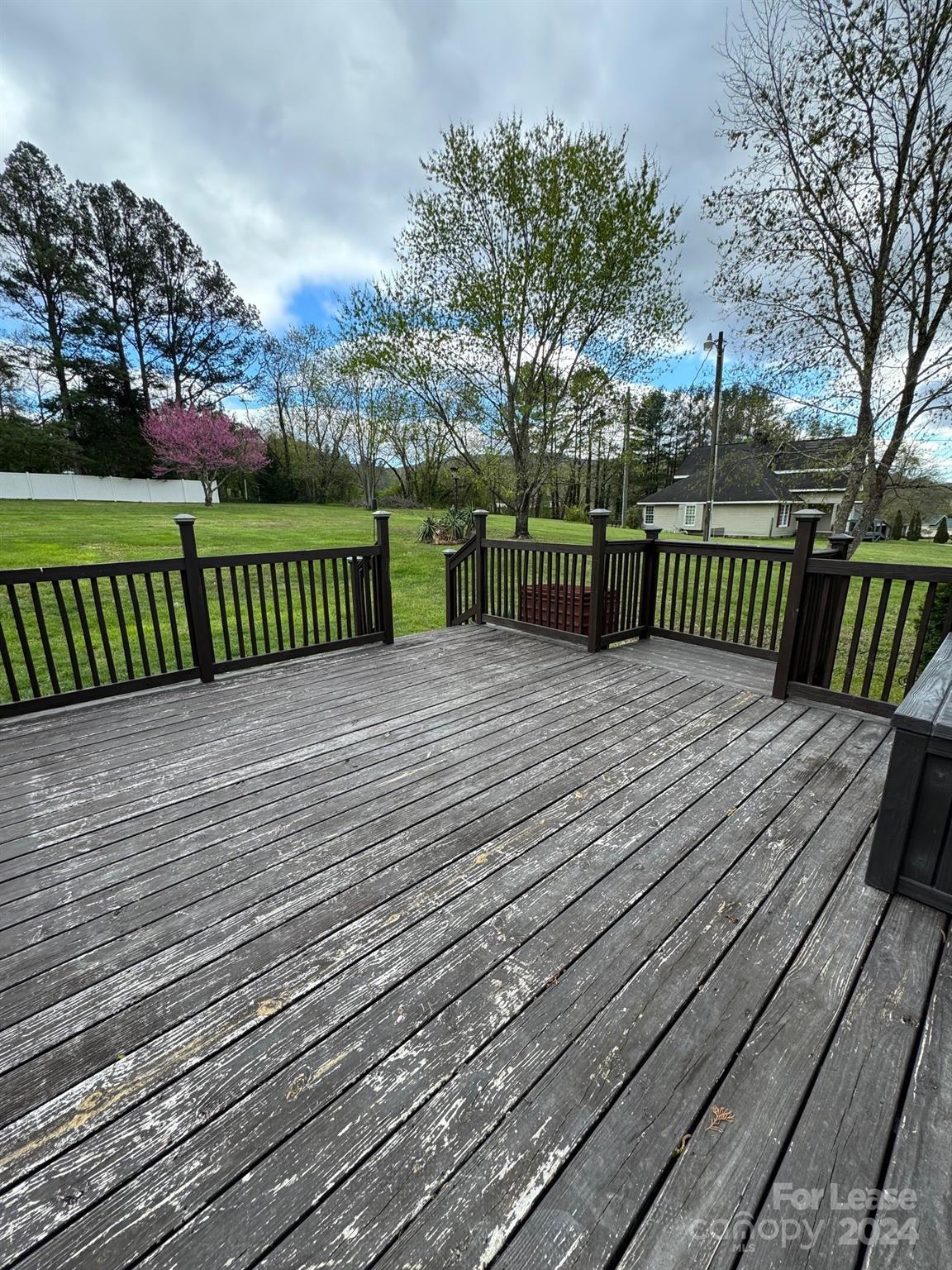 2793 Highway 268 Lenoir, NC 28645 - Photo 20 of 29 a view of a deck with a yard