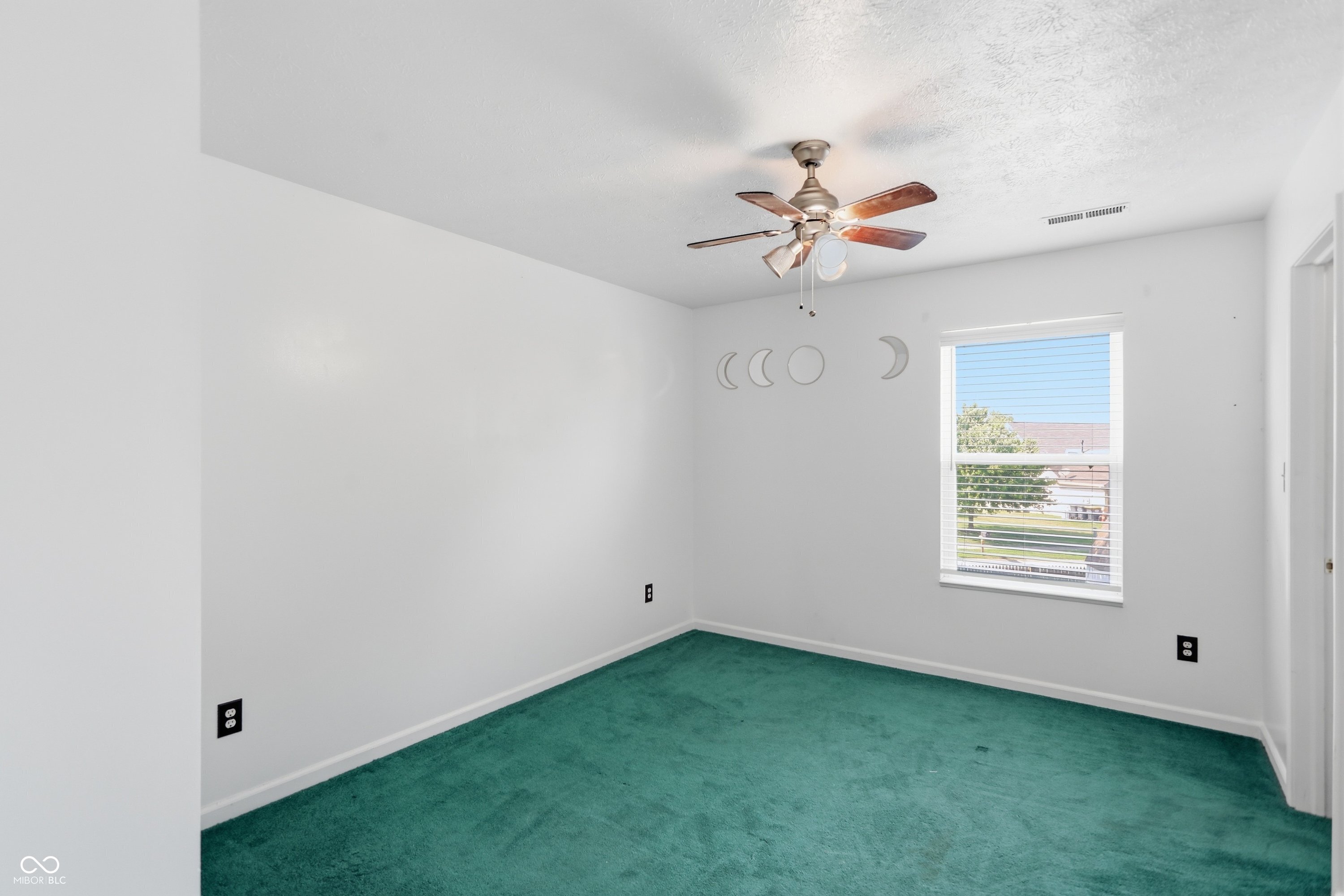 1124 Pebble Court Anderson, IN 46013 - Photo 24 of 32