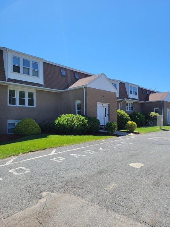 24 Bettys Pond Road, Unit F Barnstable, MA 02601 - Photo 1 of 7