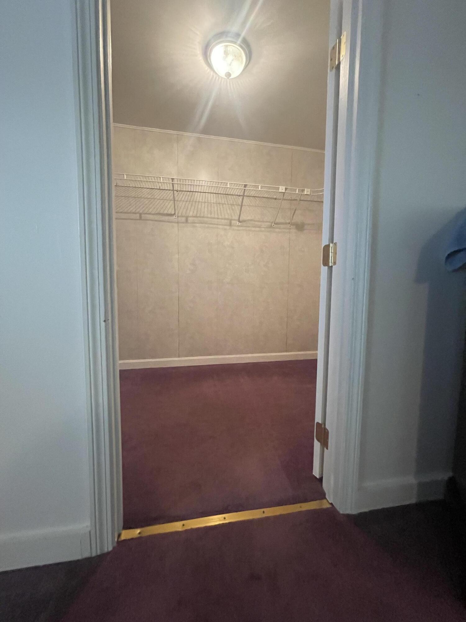 948 River Road Bucksport, ME 04416 - Photo 17 of 43 Walk-in Closet