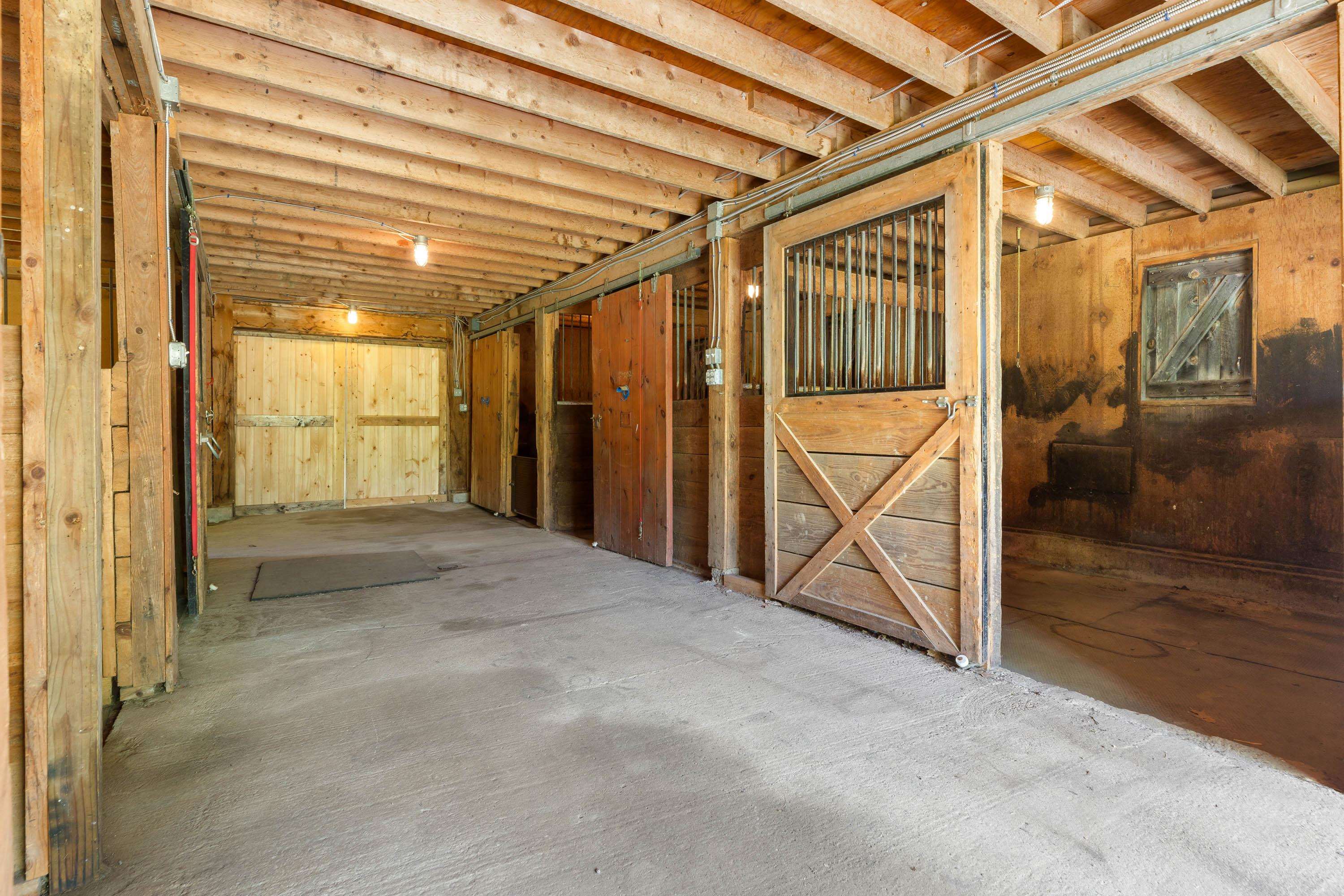 59 Exeter Road North Hampton, NH 03862 - Photo 24 of 40