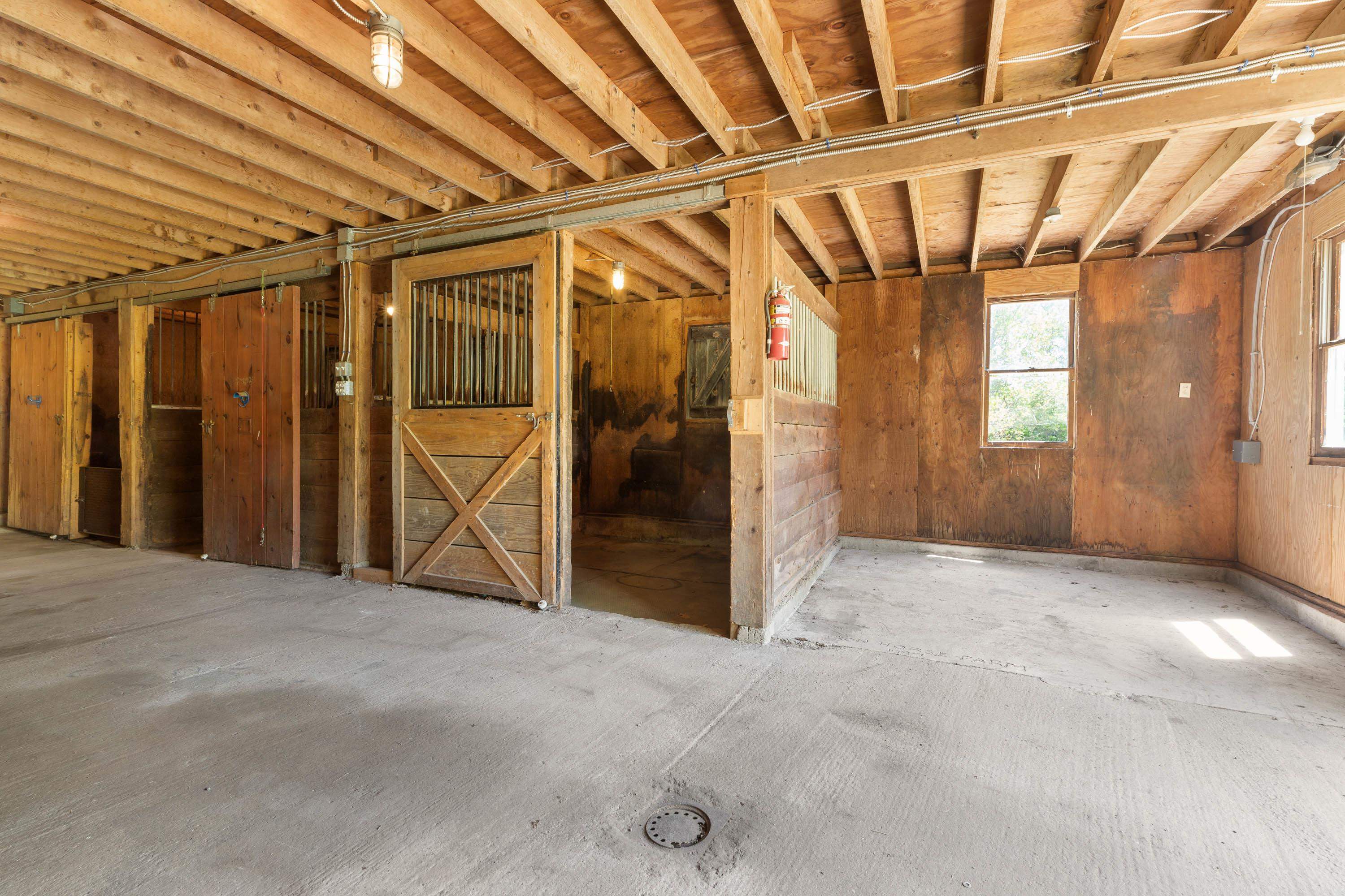 59 Exeter Road North Hampton, NH 03862 - Photo 25 of 40