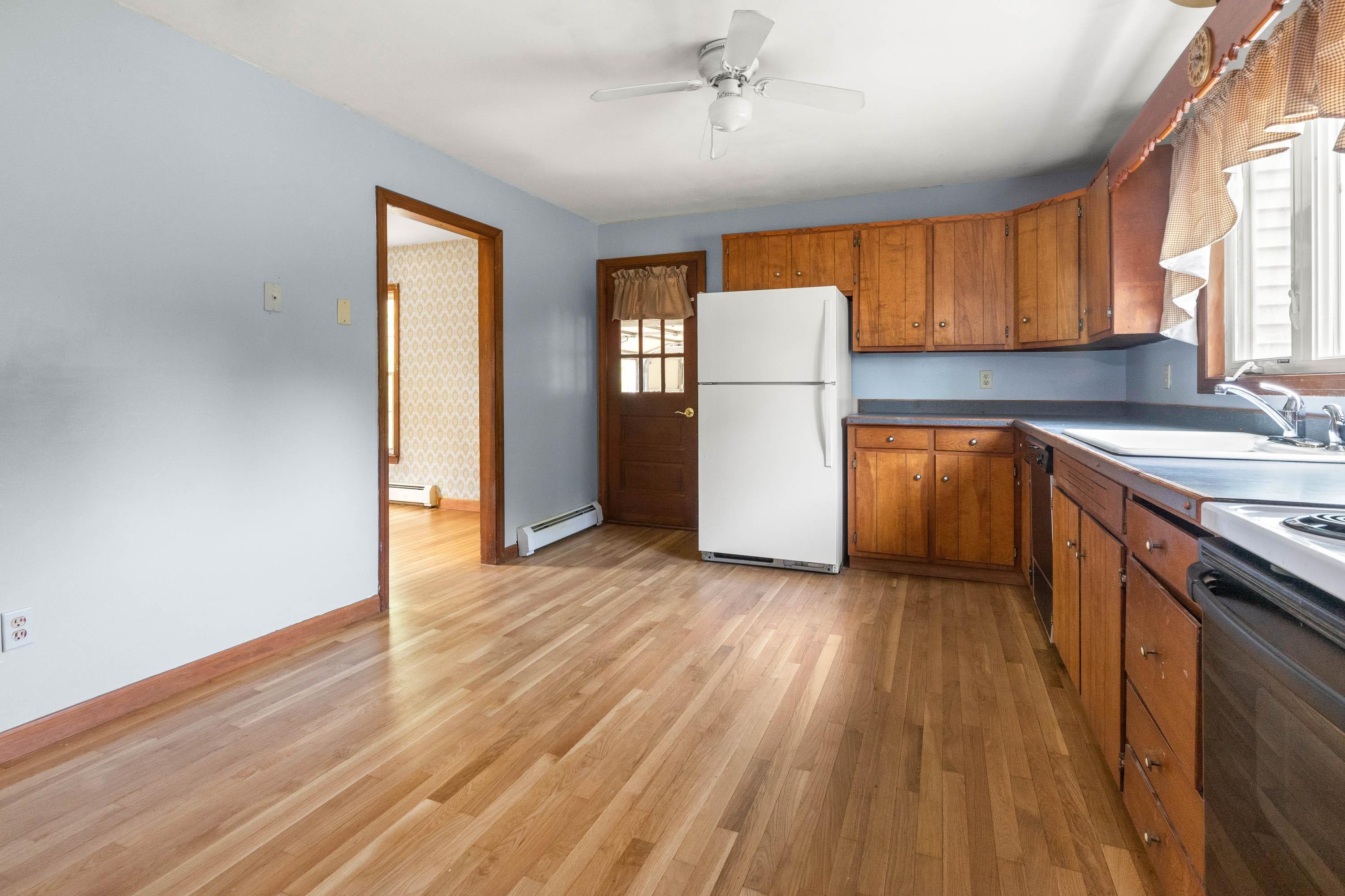 59 Exeter Road North Hampton, NH 03862 - Photo 10 of 40