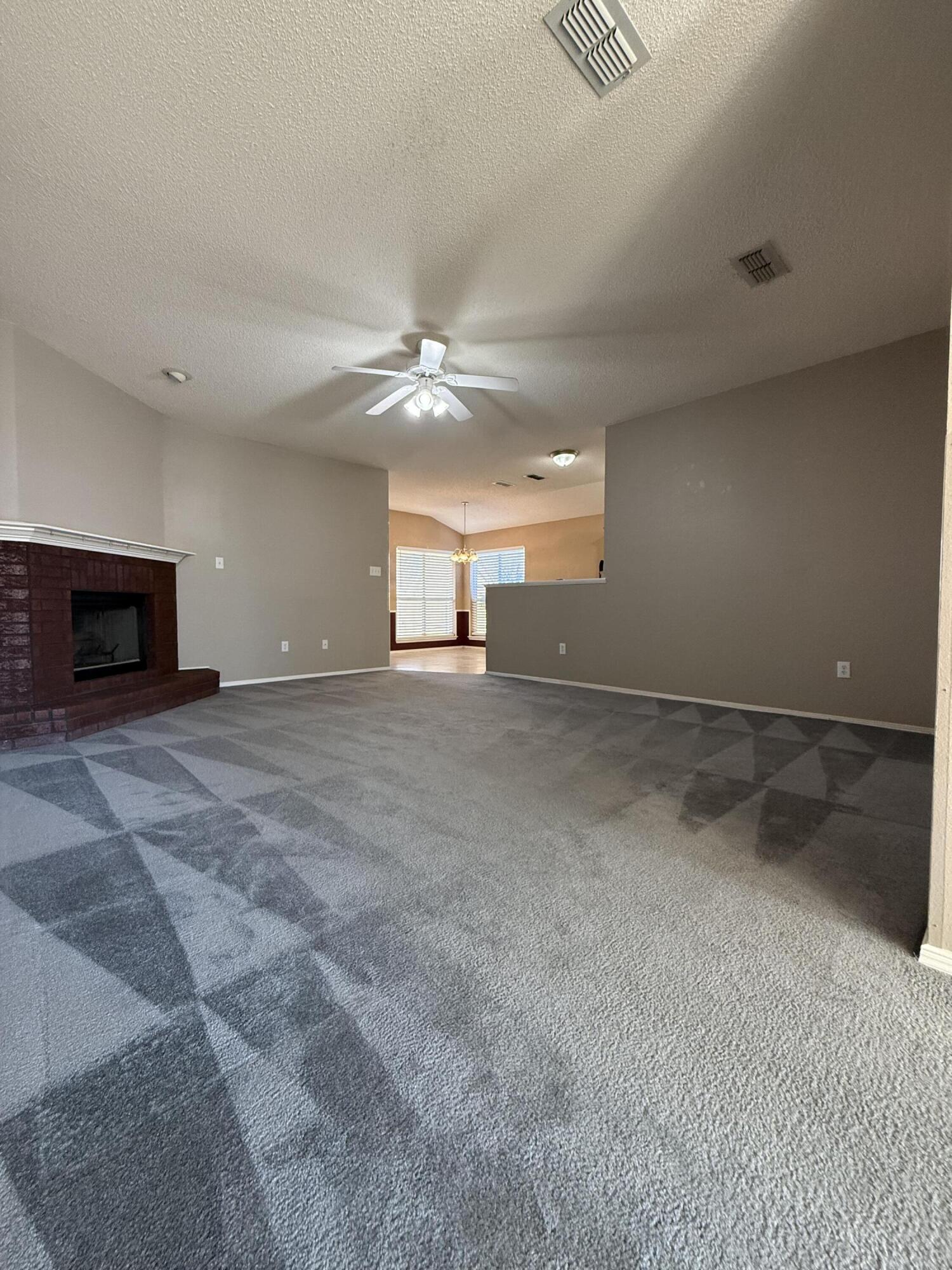 1708 77th Street Lubbock, TX 79423 - Photo 11 of 60 Living Room