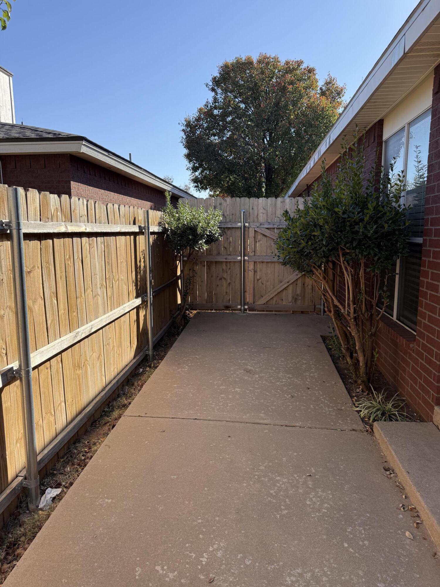 1708 77th Street Lubbock, TX 79423 - Photo 57 of 60 Side of House