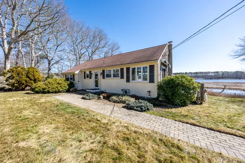 $895,000 | 68 Grouse Lane, West Yarmouth, MA 02673