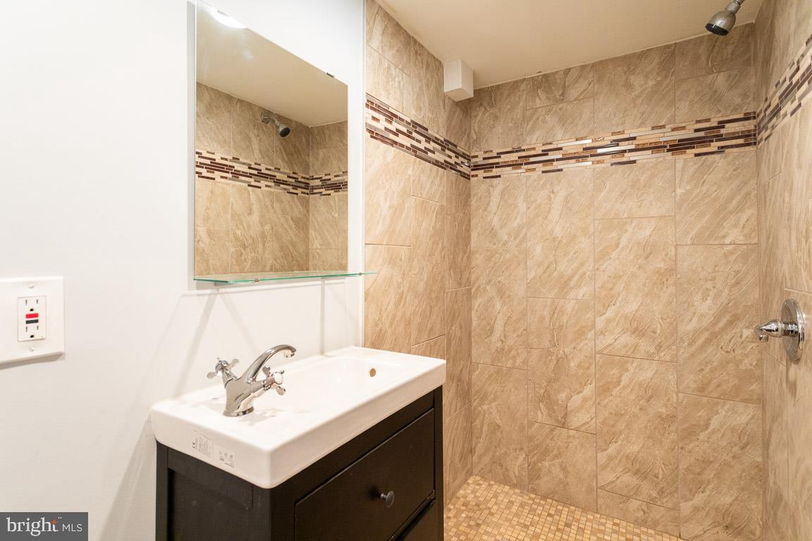 970 North Hill Road Baltimore, MD 21218 - Photo 22 of 30