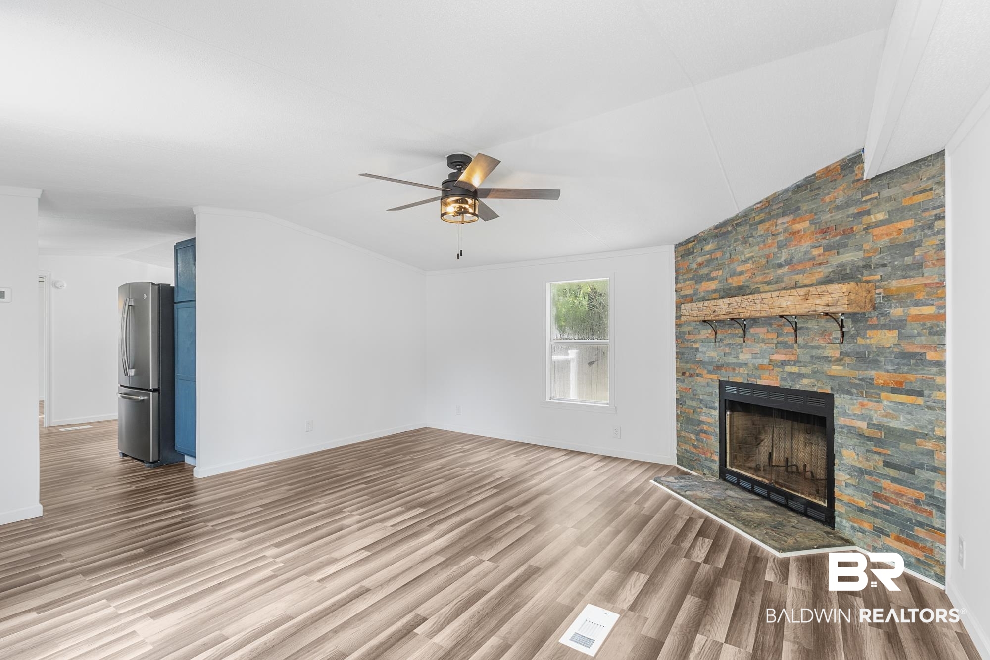 15420 Highland Circle Foley, AL 36535 - Photo 6 of 34