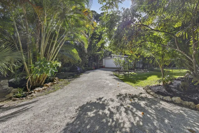 $650,000 | 17152 Sycamore Drive West, Loxahatchee, FL 33470