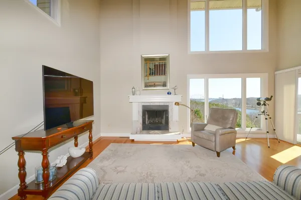 $3,300 | 4 Bittersweet Lane, Unit 4G YEARLY, Bourne, MA 02532