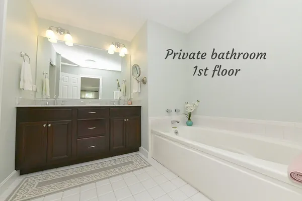 $3,300 | 4 Bittersweet Lane, Unit 4G YEARLY, Bourne, MA 02532