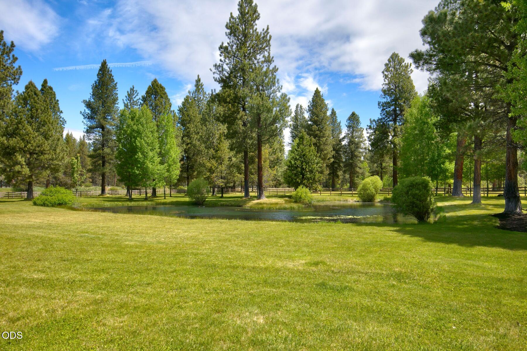 55383 Huntington Road Bend, OR 97707 - Photo 43 of 47