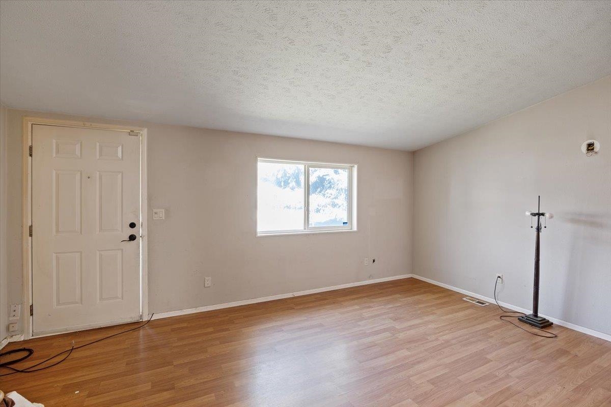 3110 East Chattaroy Road, Unit 38 Chattaroy, WA 99003 - Photo 4 of 24 Gallery Image 4