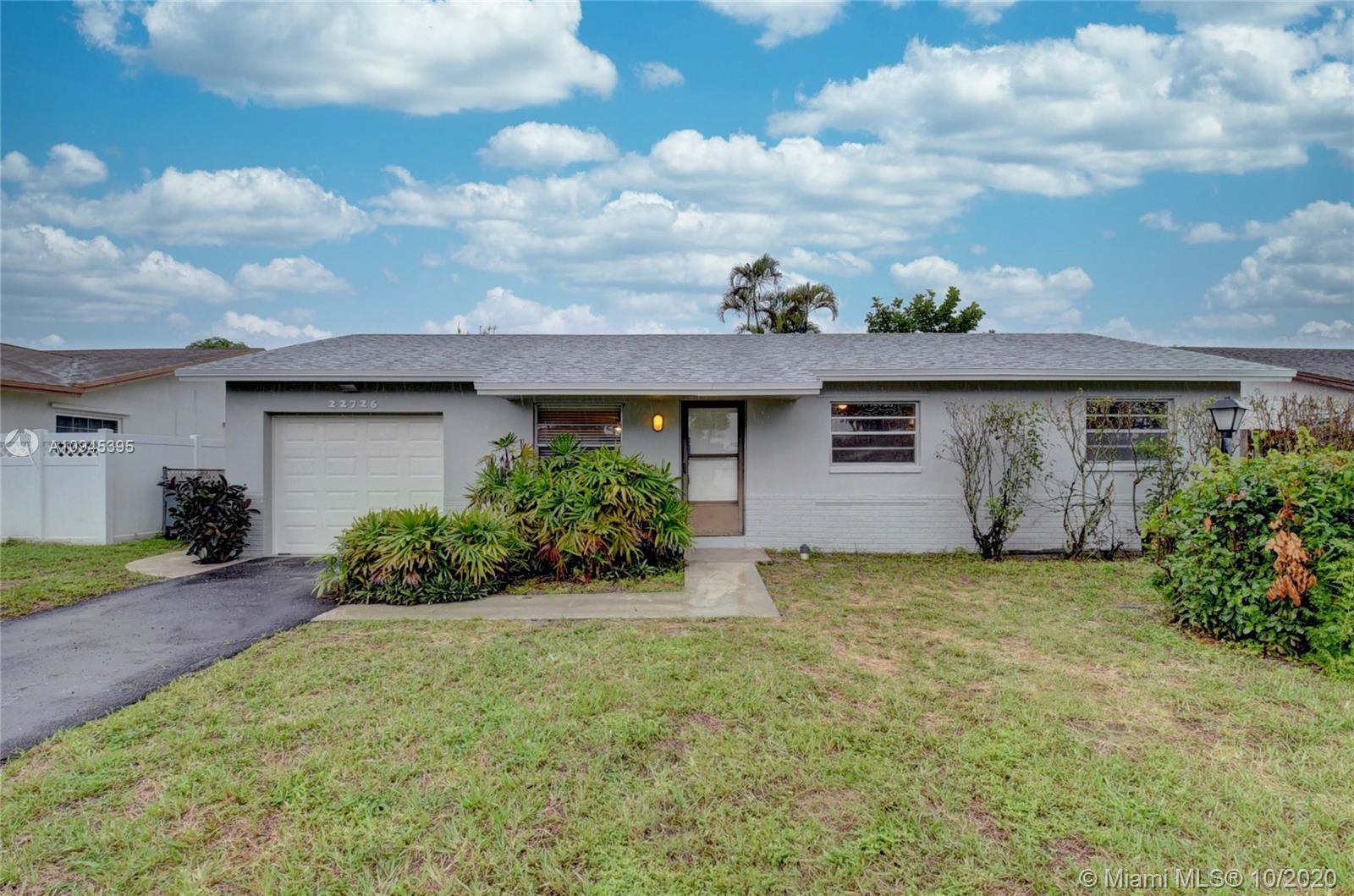 22726 Southwest 66th Avenue Boca Raton, FL 33428 - Photo 4 of 58