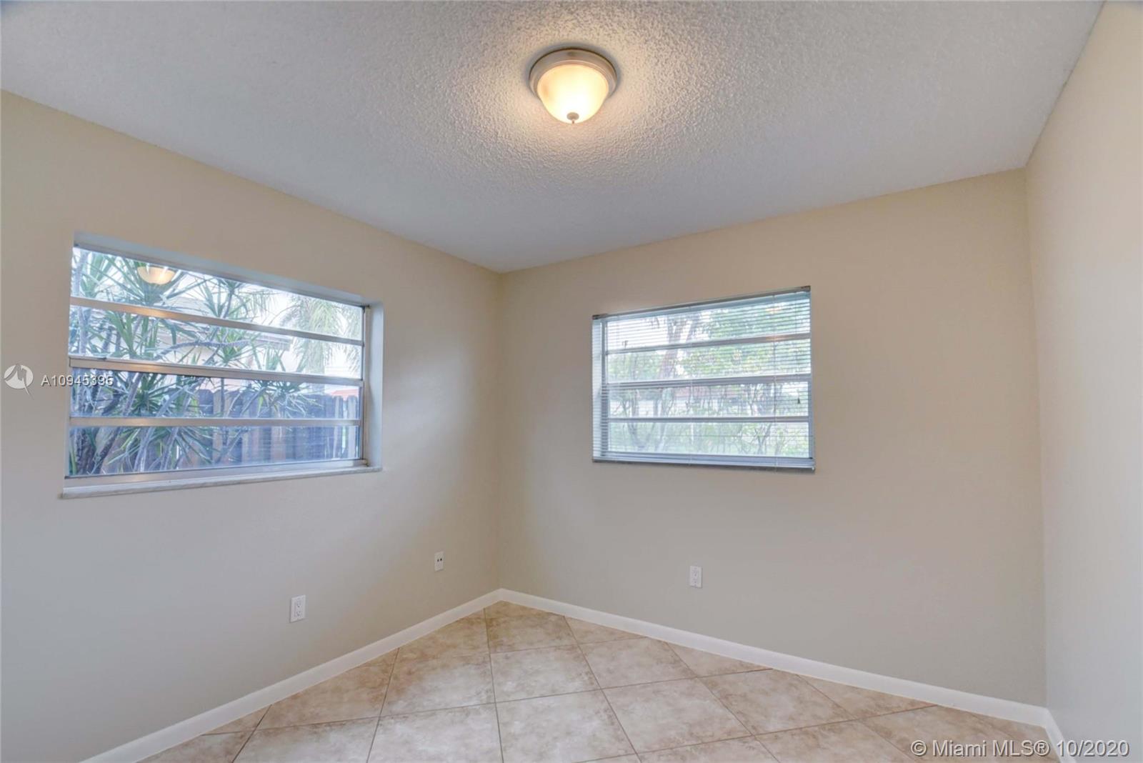 22726 Southwest 66th Avenue Boca Raton, FL 33428 - Photo 31 of 58