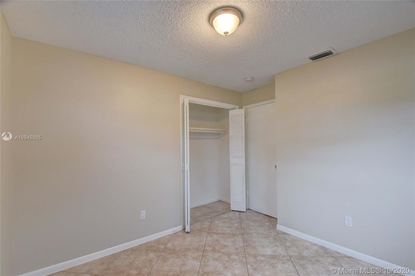 22726 Southwest 66th Avenue Boca Raton, FL 33428 - Photo 34 of 58