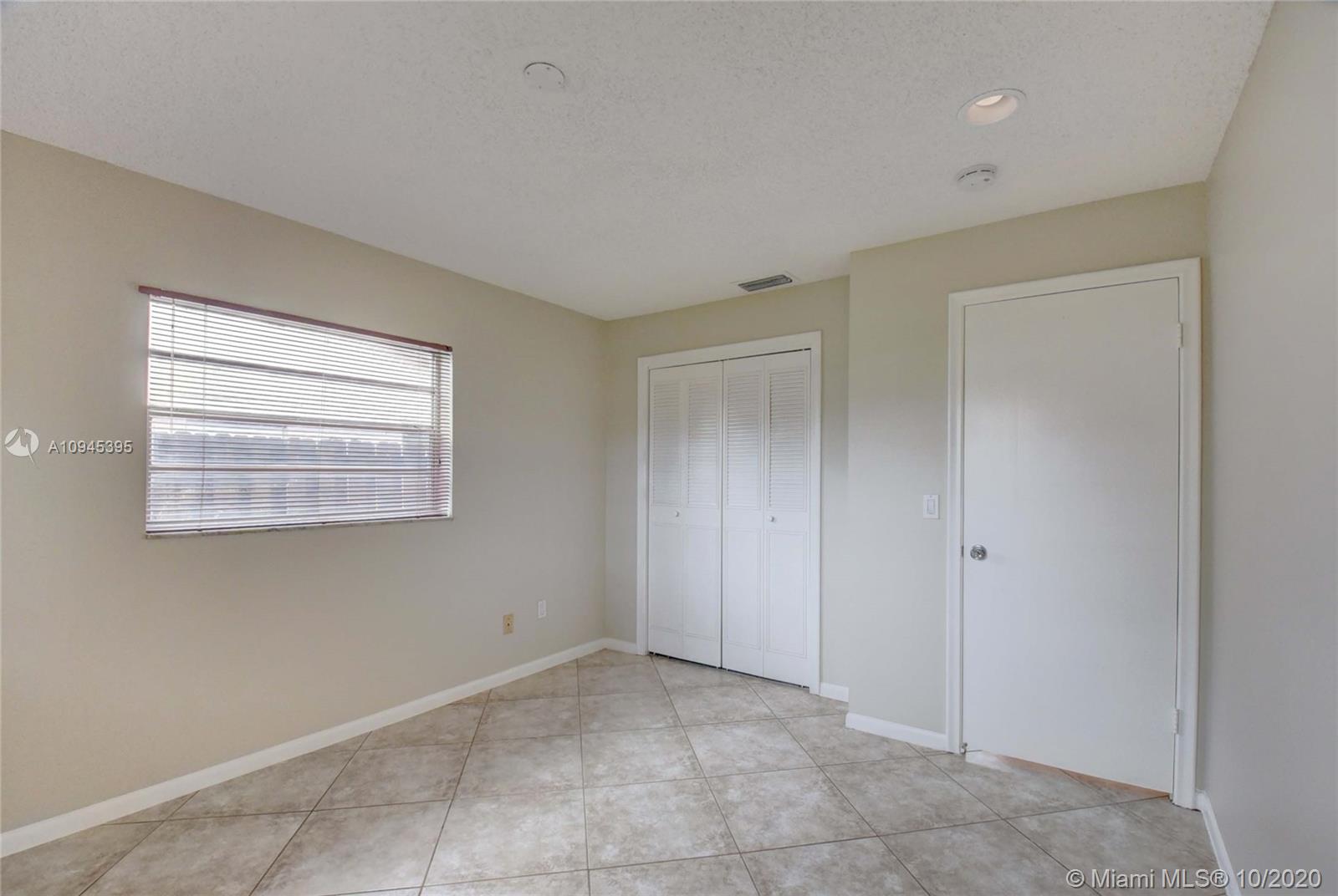 22726 Southwest 66th Avenue Boca Raton, FL 33428 - Photo 37 of 58