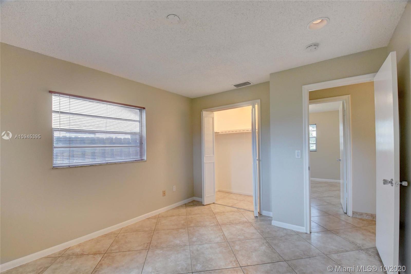 22726 Southwest 66th Avenue Boca Raton, FL 33428 - Photo 40 of 58