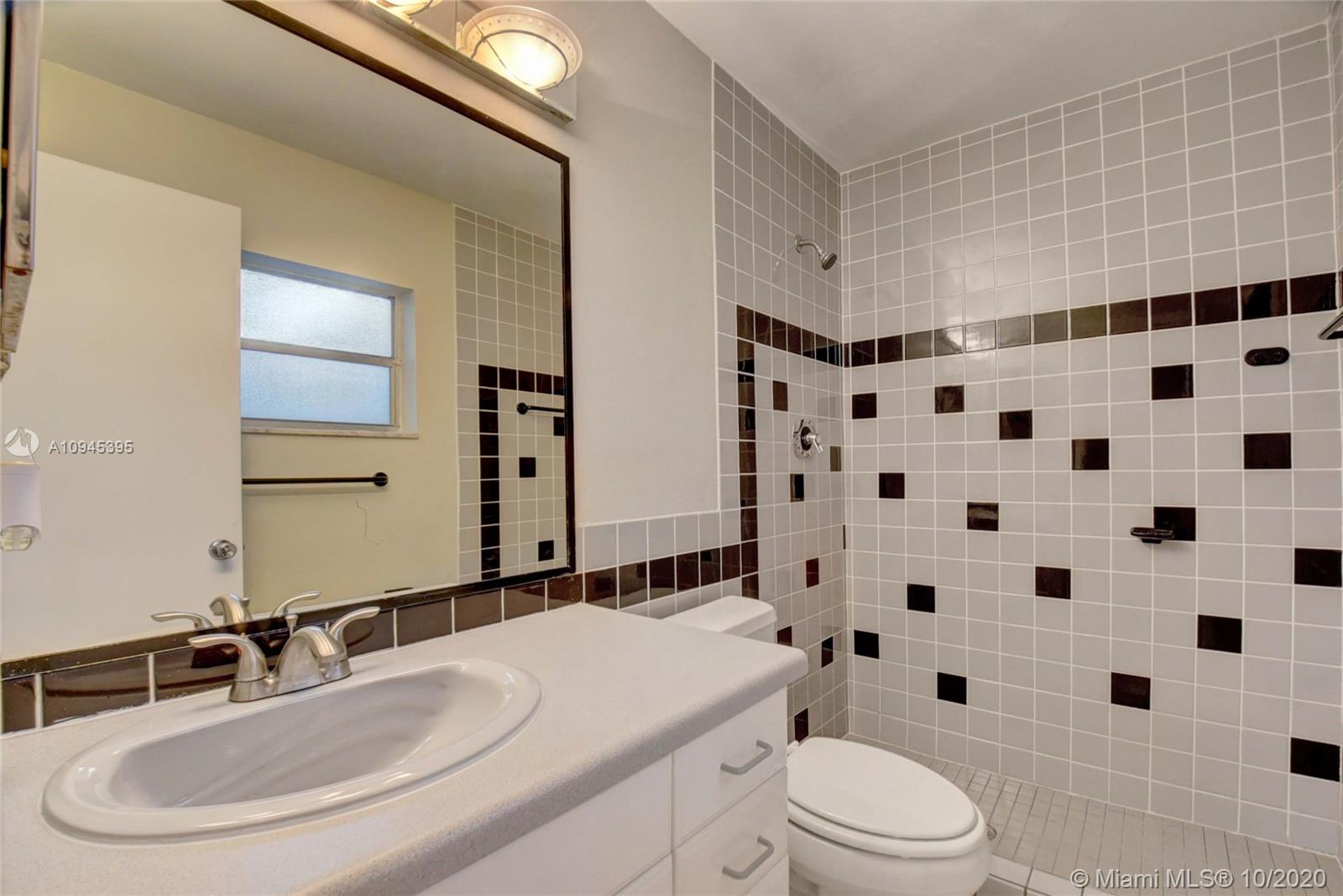 22726 Southwest 66th Avenue Boca Raton, FL 33428 - Photo 43 of 58