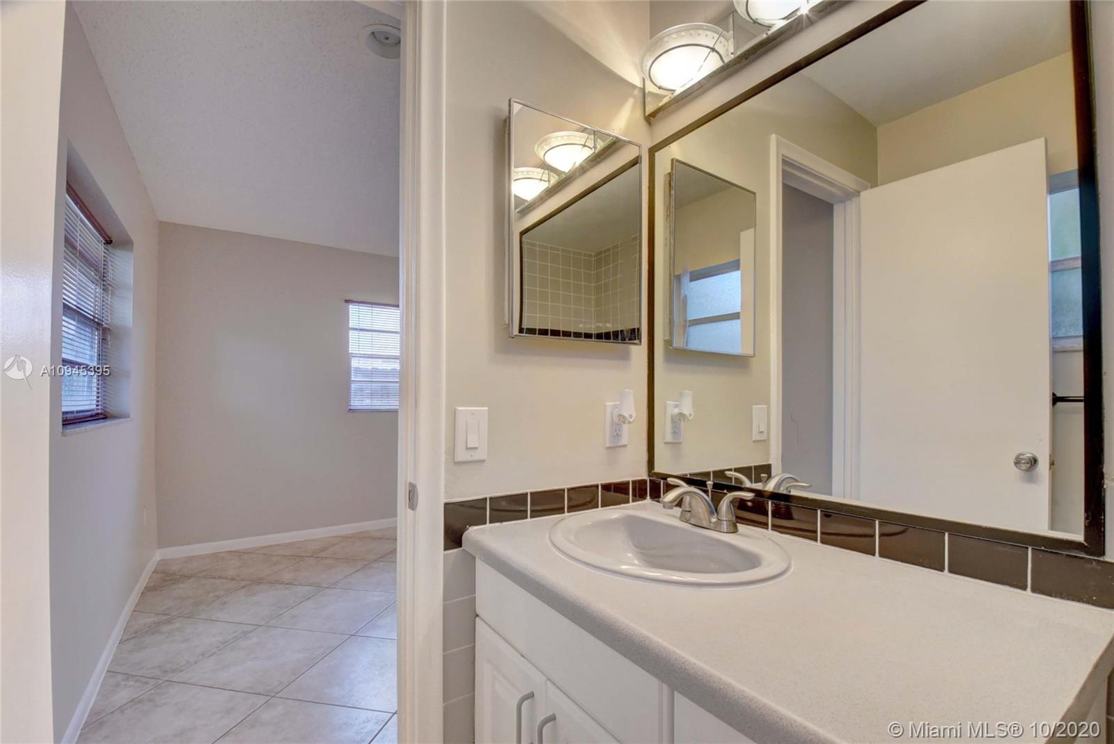 22726 Southwest 66th Avenue Boca Raton, FL 33428 - Photo 44 of 58