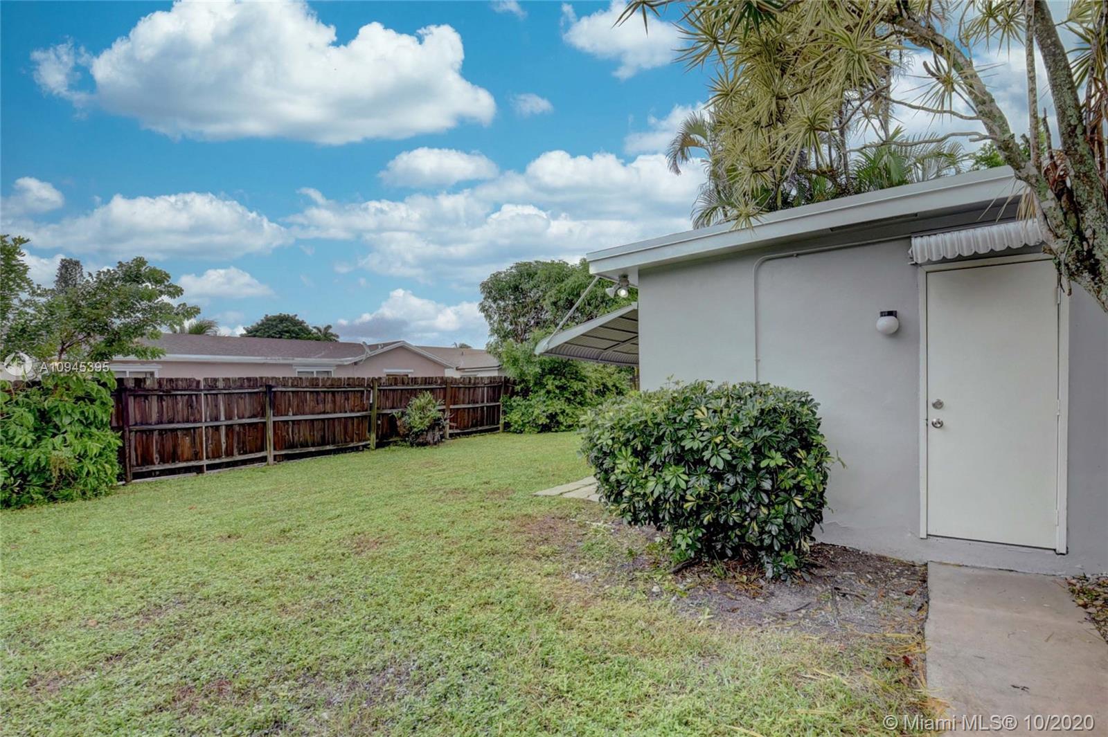 22726 Southwest 66th Avenue Boca Raton, FL 33428 - Photo 57 of 58