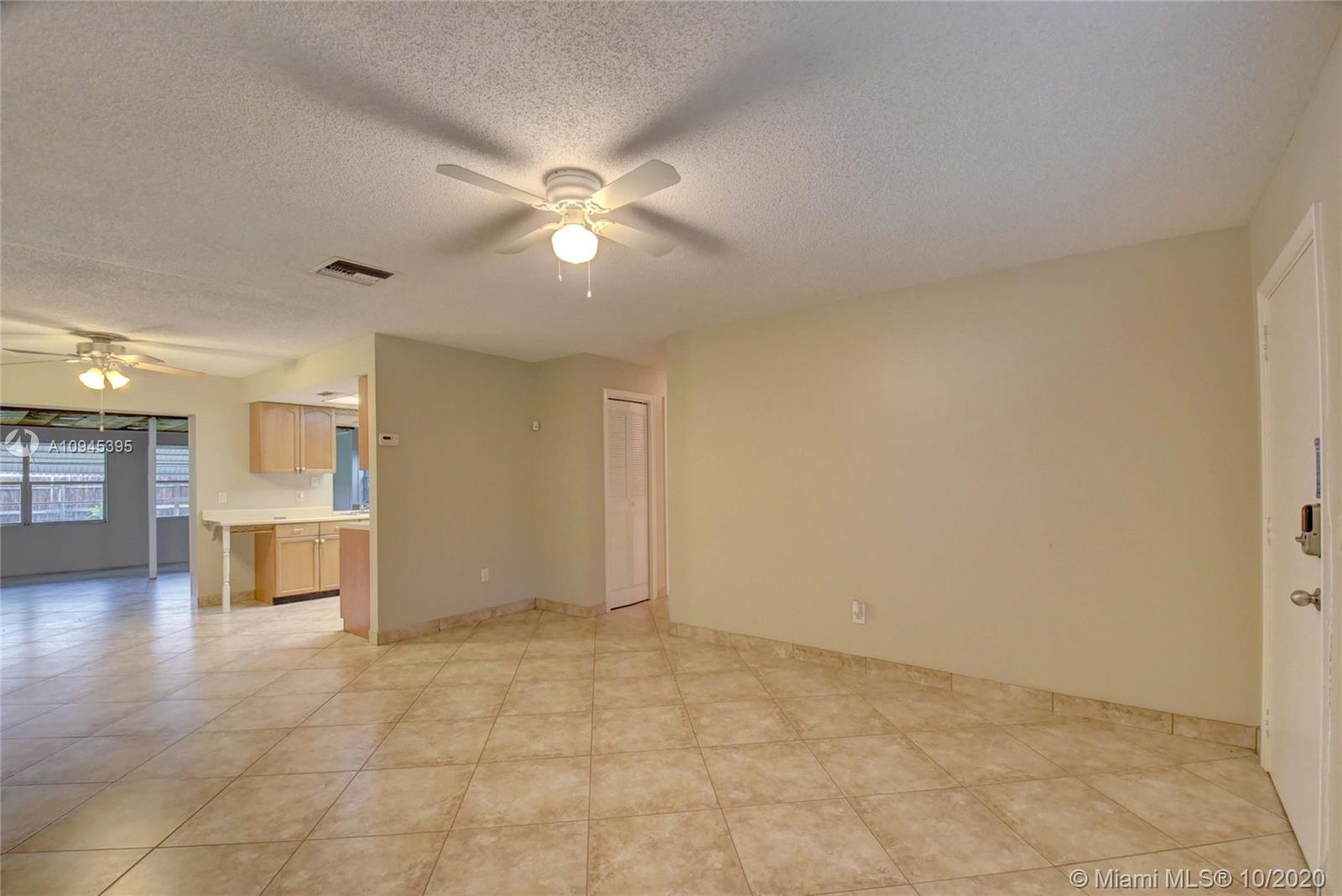22726 Southwest 66th Avenue Boca Raton, FL 33428 - Photo 8 of 58