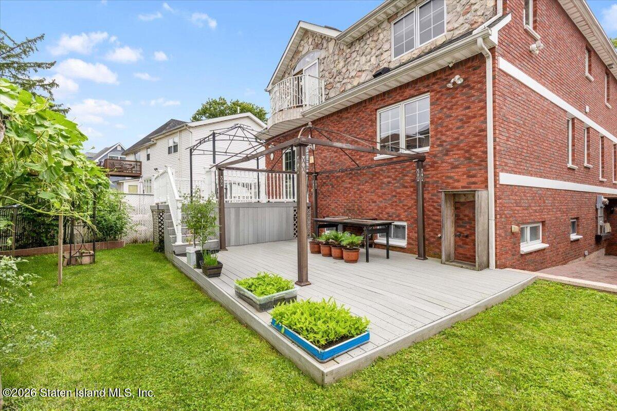5125 Amboy Road Staten Island, NY 10312 - Photo 29 of 38 29-555A6901a