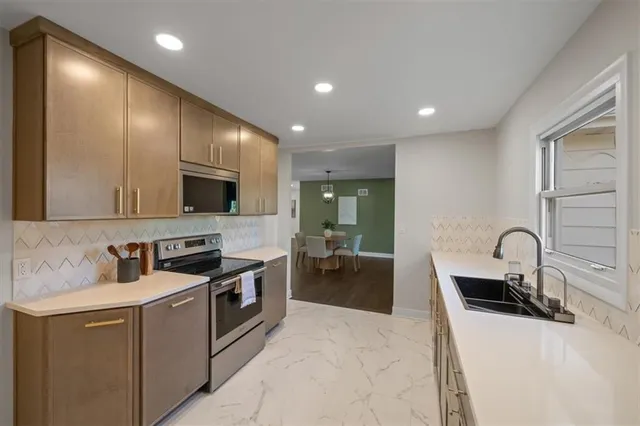 $549,000 | 134 Northeast 47th Street, Kansas City, MO 64116