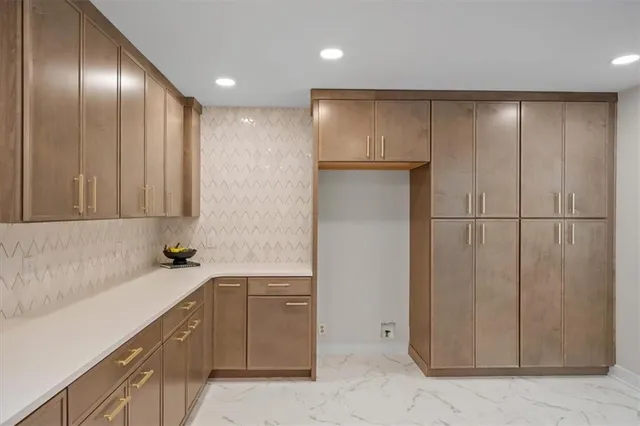 $549,000 | 134 Northeast 47th Street, Kansas City, MO 64116