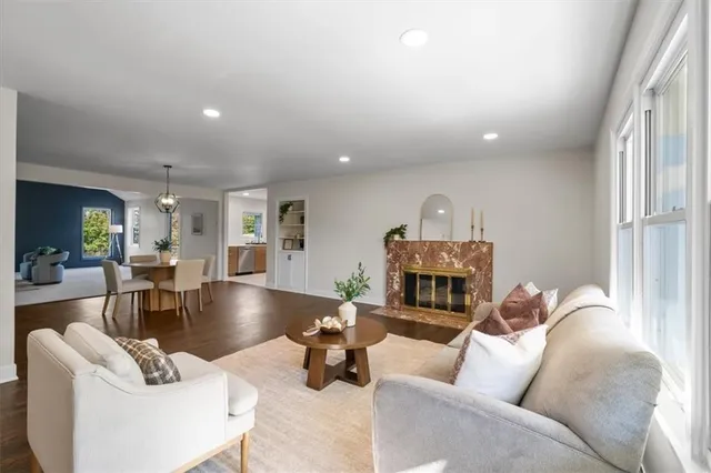 $549,000 | 134 Northeast 47th Street, Kansas City, MO 64116