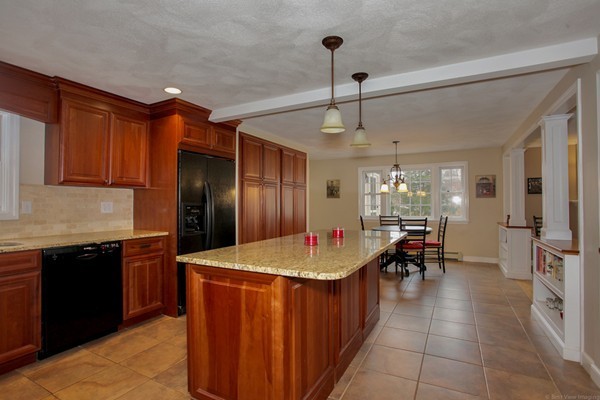 4 Byam Road Chelmsford, MA 01824 - Photo 11 of 30