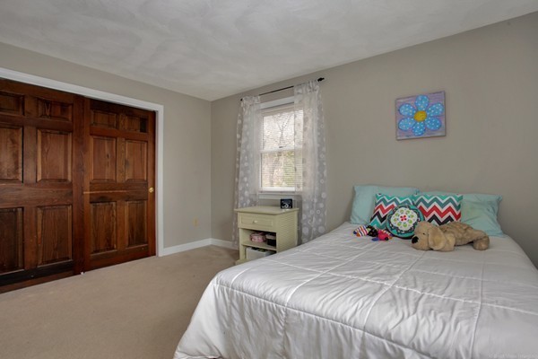 4 Byam Road Chelmsford, MA 01824 - Photo 21 of 30