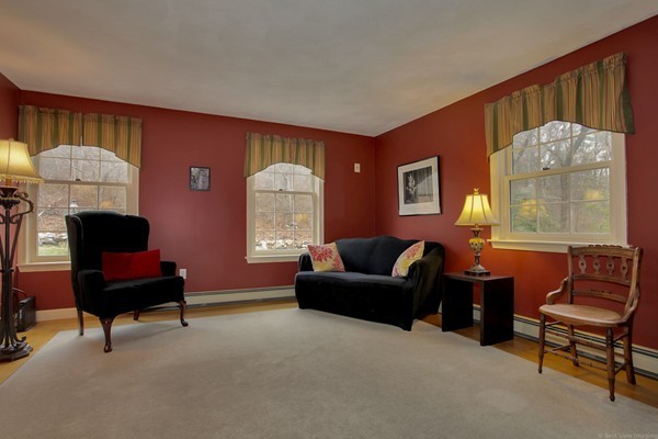 4 Byam Road Chelmsford, MA 01824 - Photo 5 of 30