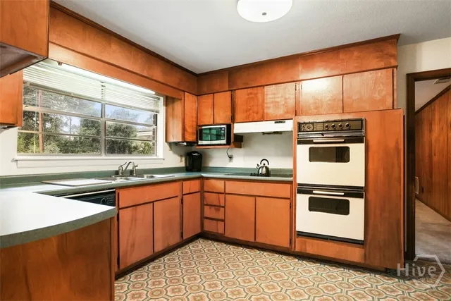 $389,000 | 1405 Bellview Drive, Savannah, GA 31406