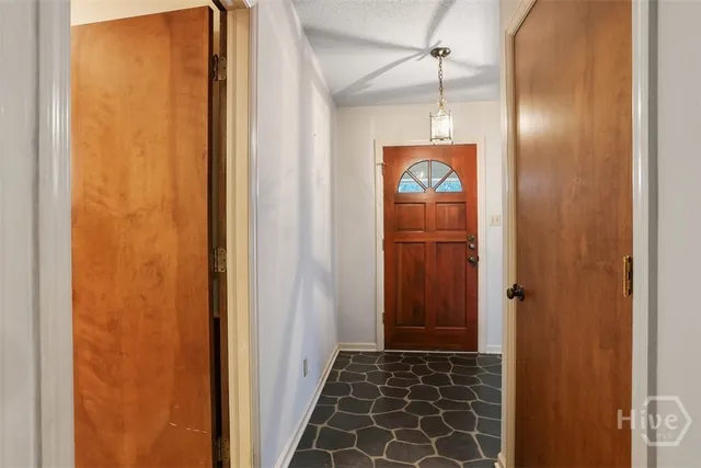 $389,000 | 1405 Bellview Drive, Savannah, GA 31406