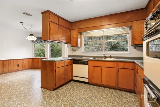 $389,000 | 1405 Bellview Drive, Savannah, GA 31406