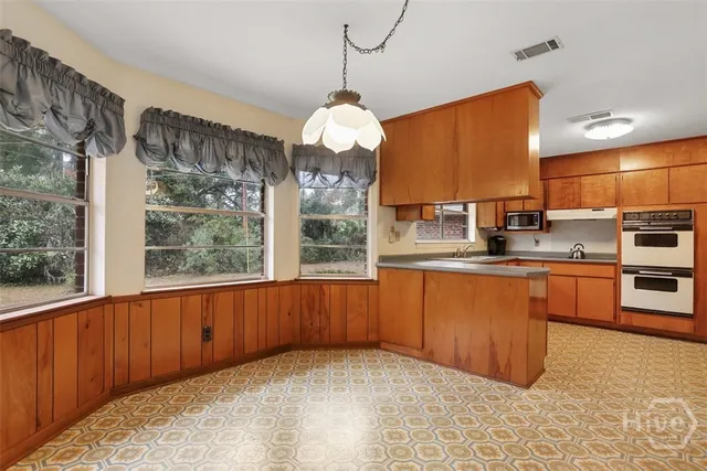 $389,000 | 1405 Bellview Drive, Savannah, GA 31406